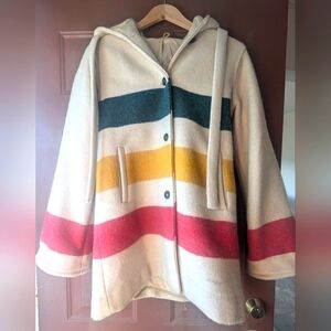 Vintage Mint Woolrich Woman Hudson Bay Wool Blanket Coat, Size Small 🐑